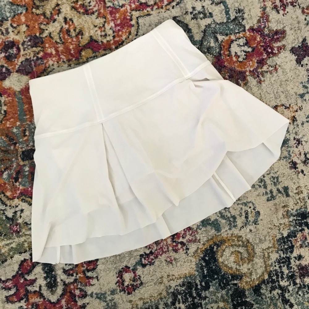 White Lululemon Tennis Skirt Size 4